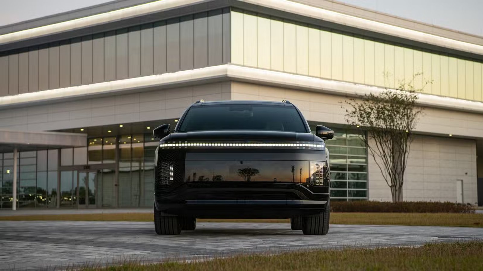 2027 Hyundai IONIQ 9 AWD Performance Calligraphie Encre noire Centre avant