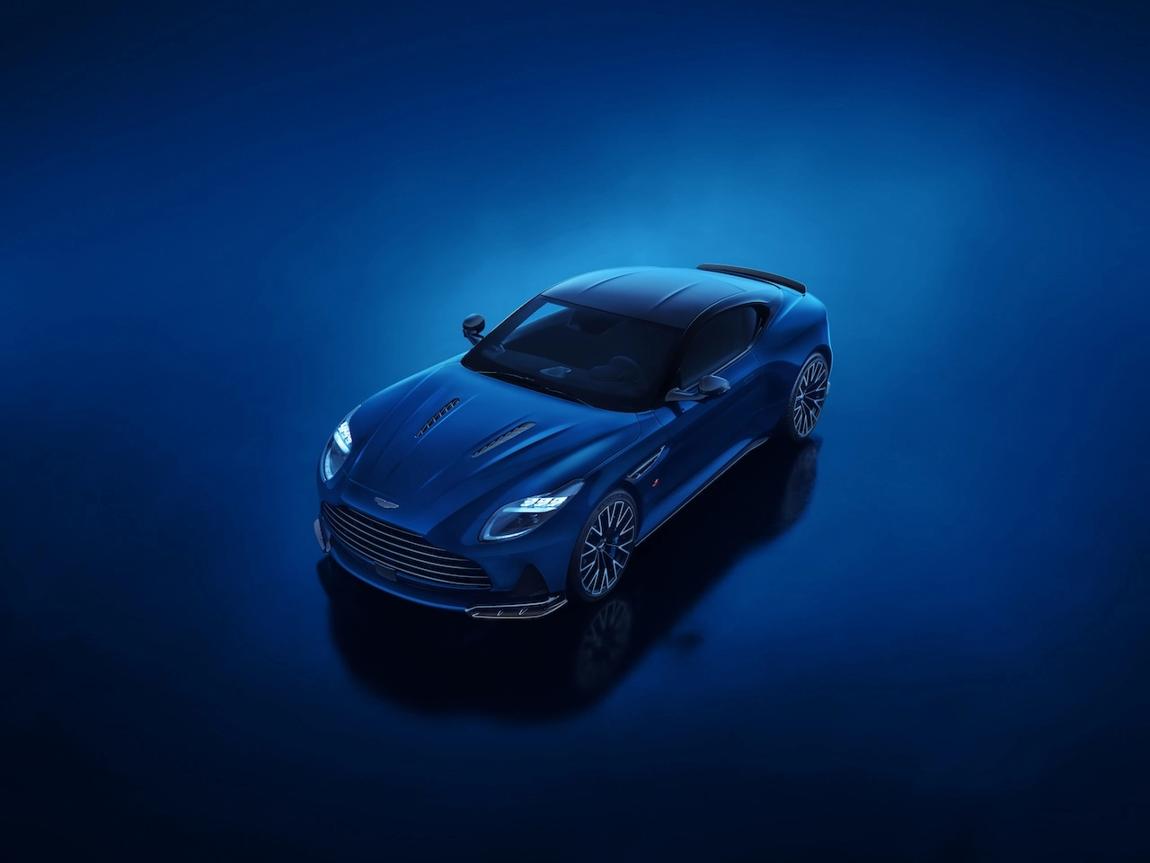 Aston Martin DB12S