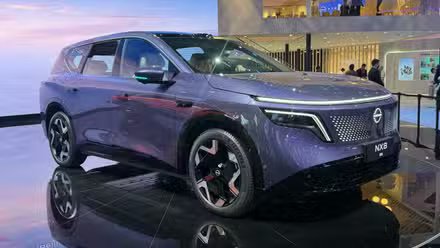 NissanNX8 