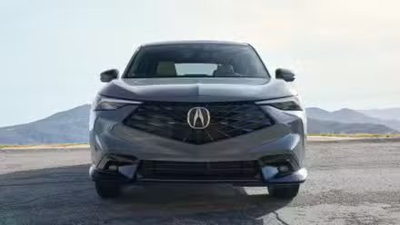 Prise de vue frontale d’une Acura ADX 2025