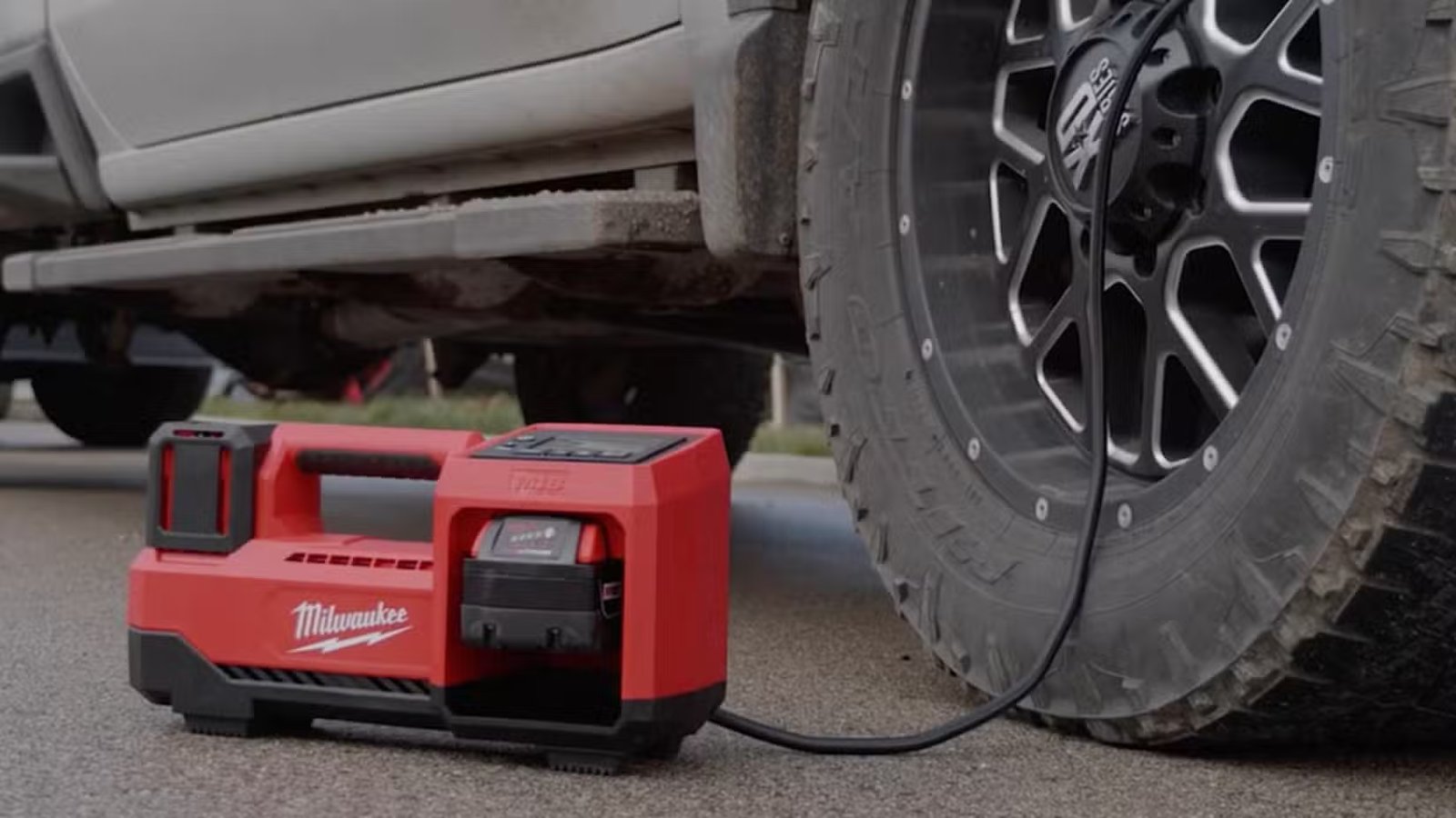 Gonfleur de pneu Milwaukee M18