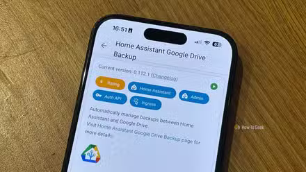 L'application Home Assistant Google Drive Backup s'ouvre sur un iPhone.