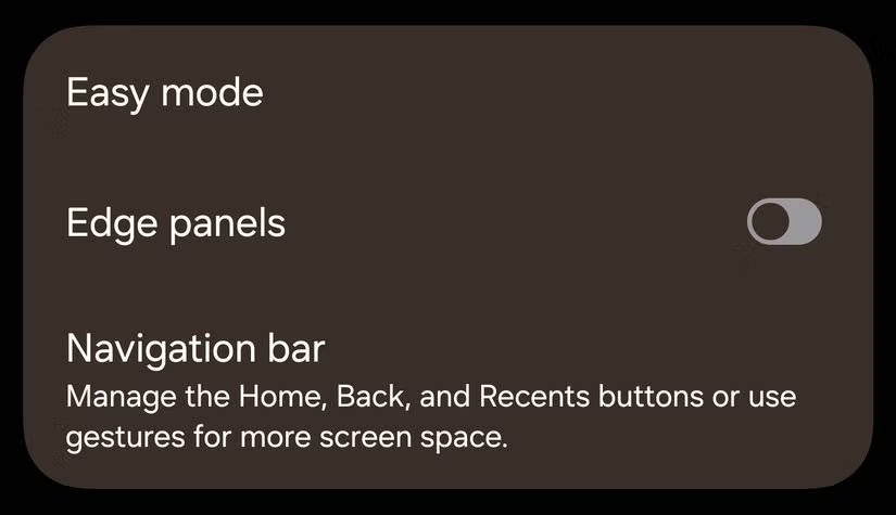 Écran Paramètres Samsung affichant la bascule des panneaux Edge et les options de la barre de navigation.