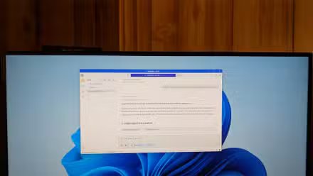 LM Studio ouvert sur un PC Windows 11 demandant un opossum.