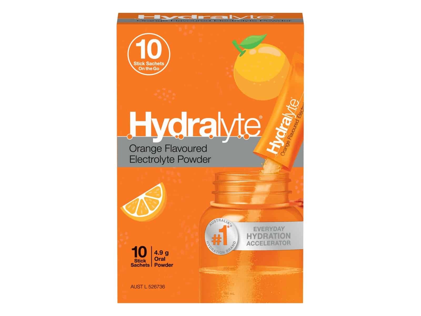 Poudre d'électrolyte aromatisée à l'orange Hydralyte Boîte de 10 sachets stick, montrant un sachet versé dans une bouteille marquée 200 ml