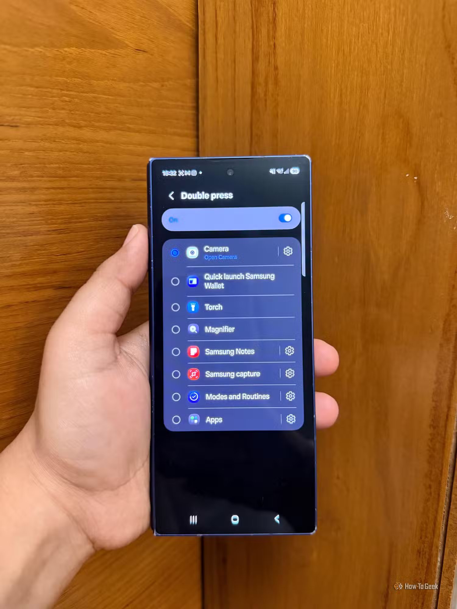 Appuyez deux fois sur le bouton latéral de l'appareil photo