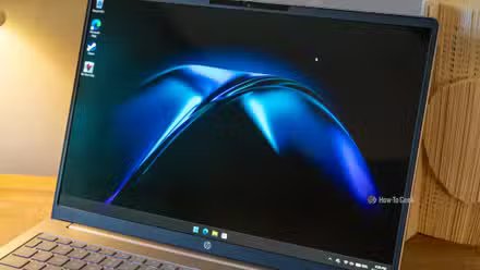 Écran IPS HP OmniBook 3 16 pouces exécutant Windows 11.