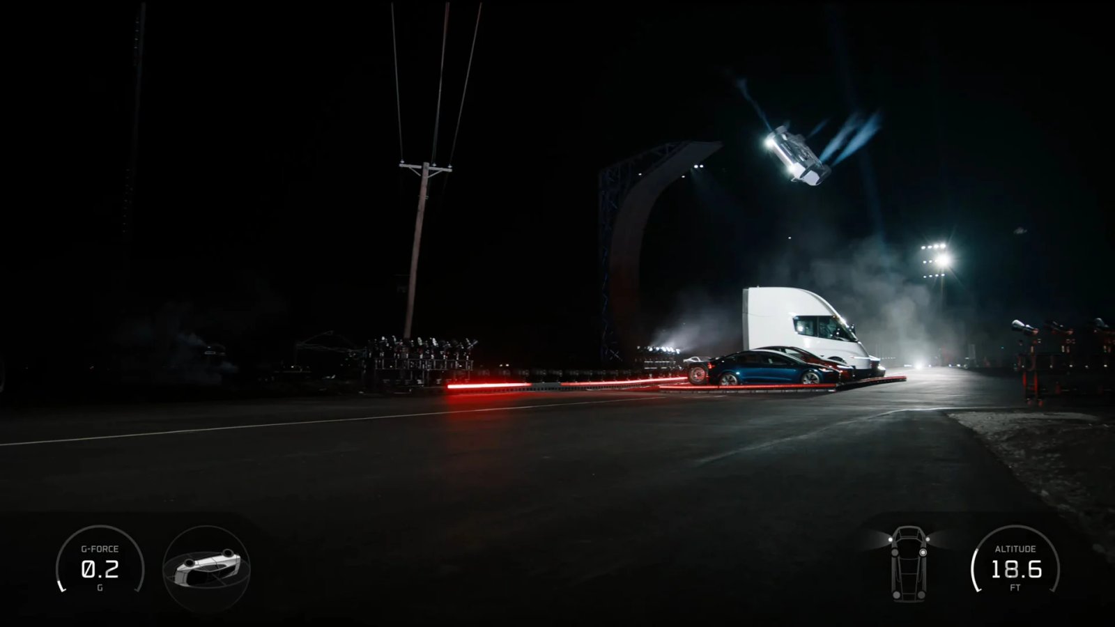 Un prototype de Tesla Roadster glisse dans les airs lors d'une démonstration à McGregor, Texas, le 15 octobre 2026.